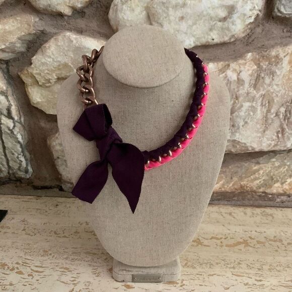 Stella & Dot Jewelry - Bella bow necklacd